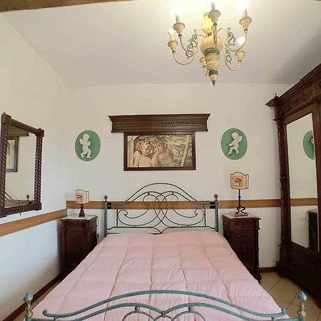 Casa Serafina Trilocale Con Arredi D'Arte E Parcheggio Privato Орвието Екстериор снимка